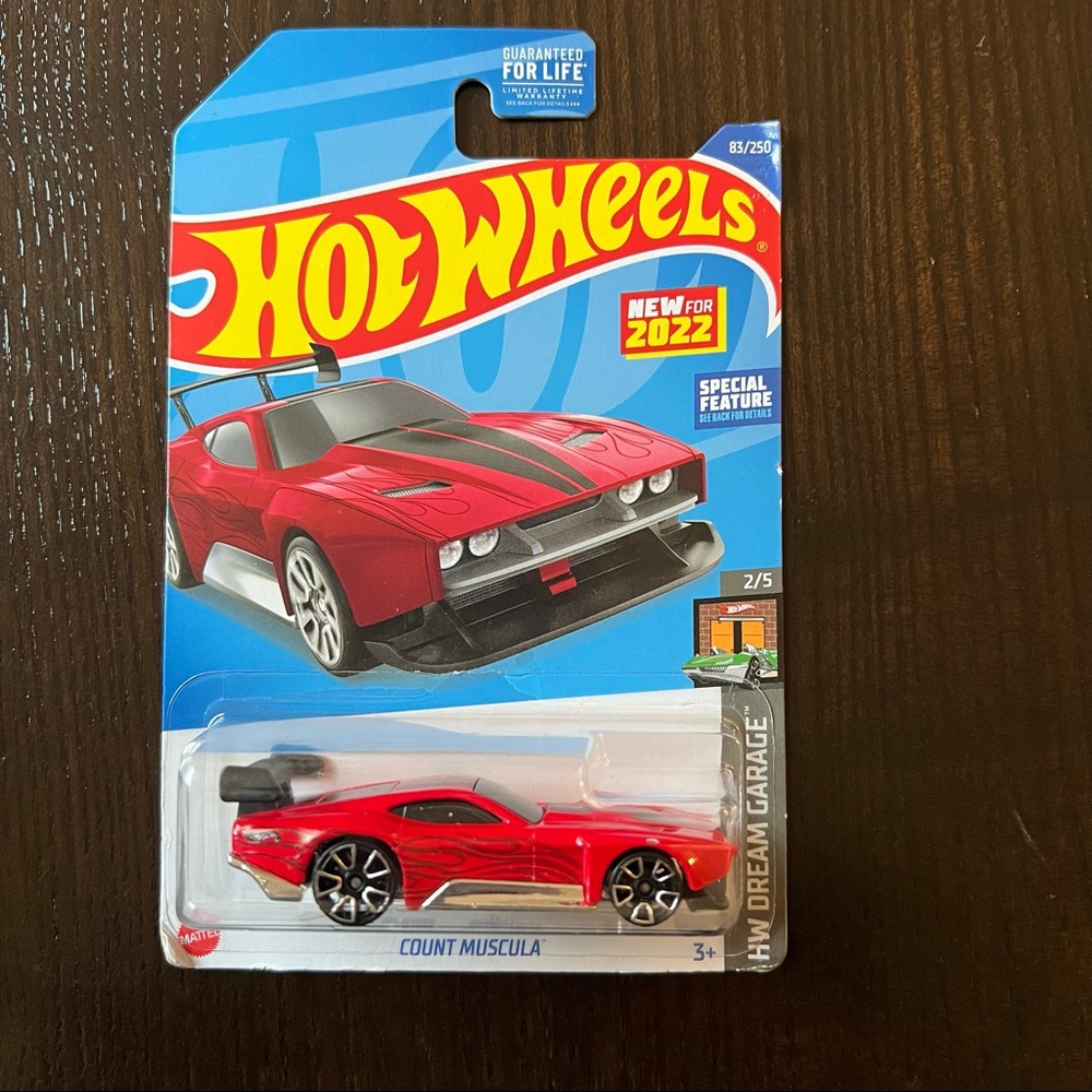 2022 Hot Wheels Dream Garage Red Count Muscula 2/5 83/250